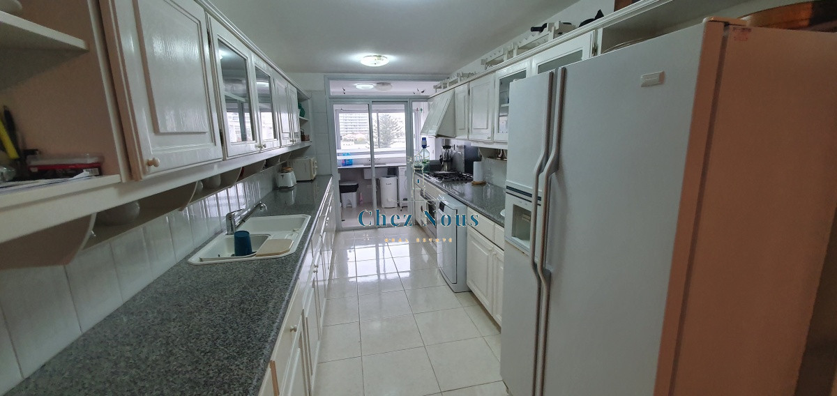 Apartamento ID.132 - Apartamento de Lujo frente al agua