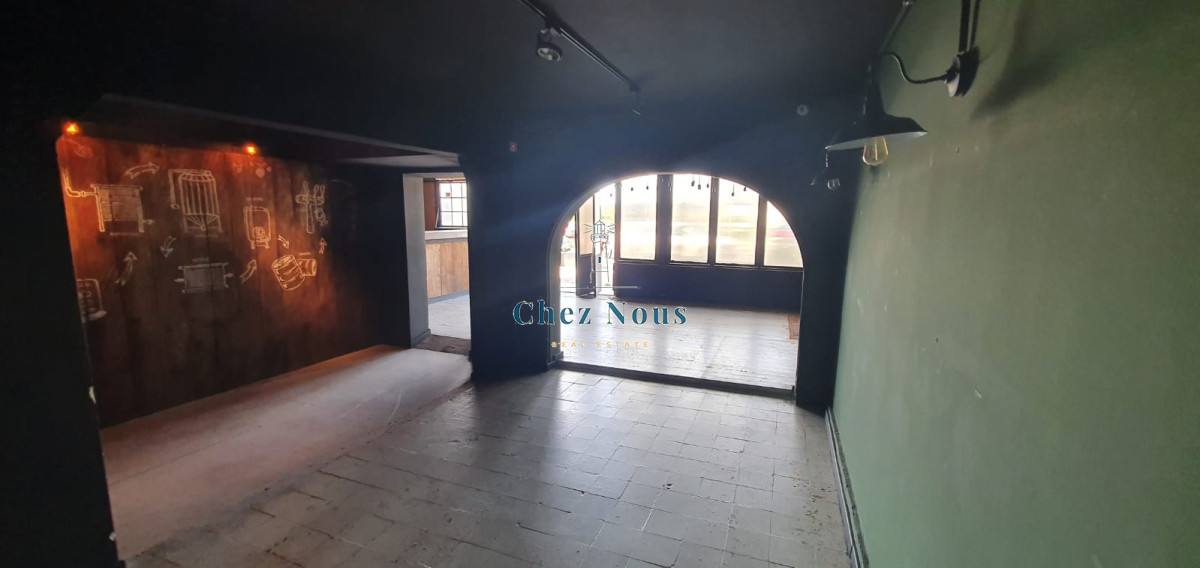 Local Comercial ID.553 - La Barra (local y apartamento)