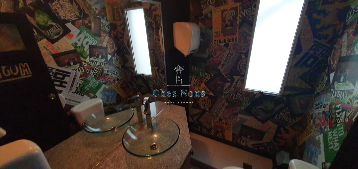 Local Comercial ID.553 - La Barra (local y apartamento)