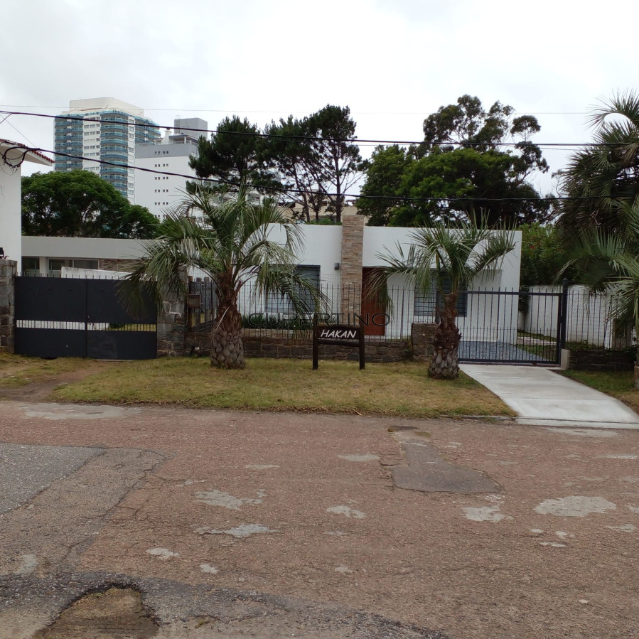 Casa en Punta del Este, Pine Beach — foto 1