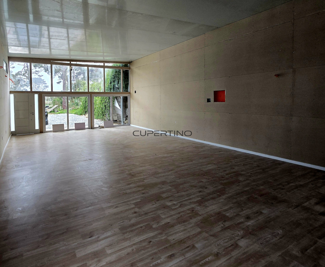 Local Comercial ID.715 - Local en La Barra, La Barra