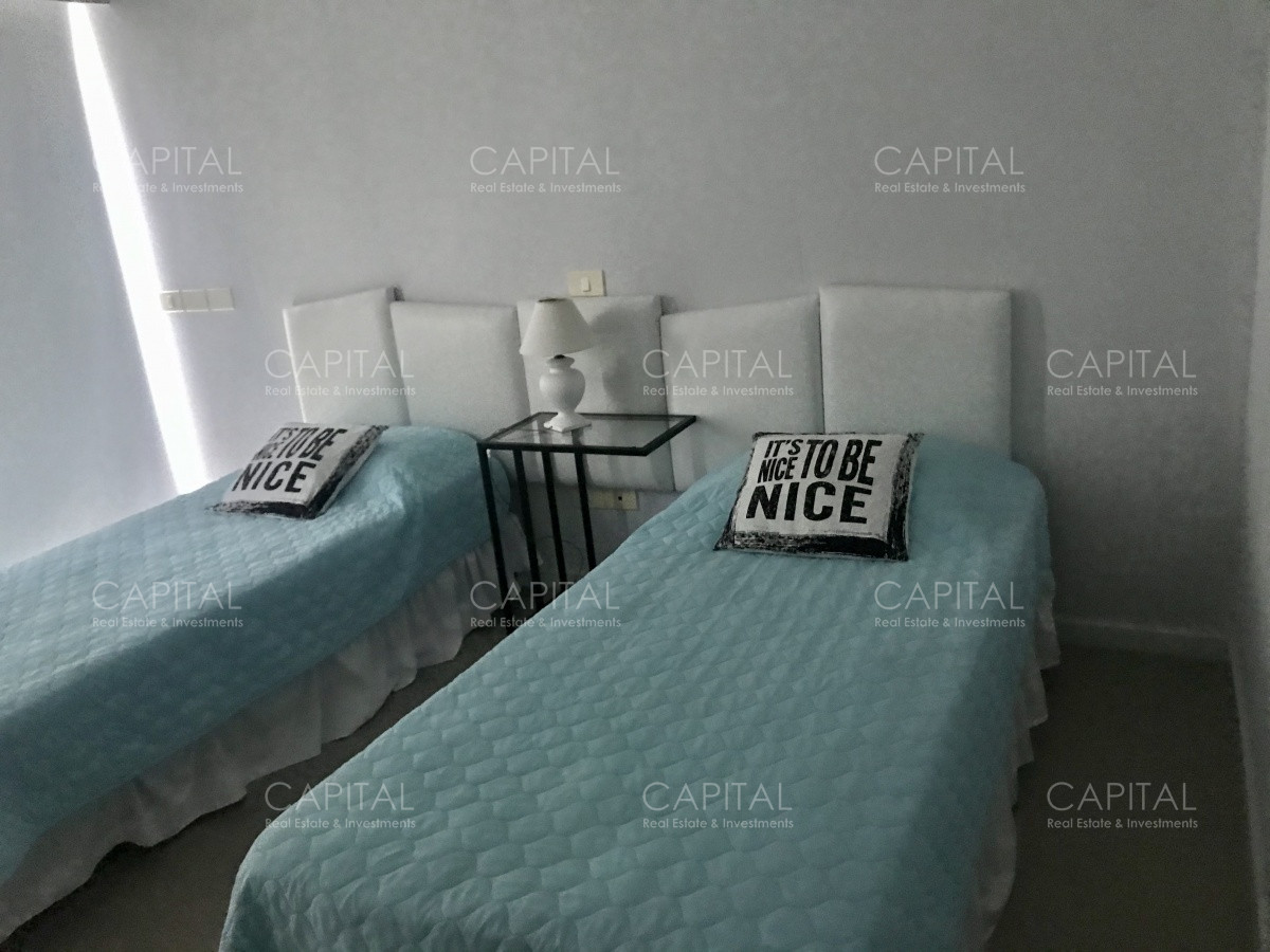 Apartamento ID.29822 - Apartamento Tres Dormitorio con Vista Playa Mansa - Venta