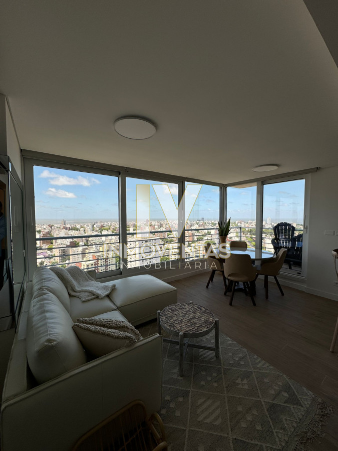 Apartamento ID.4709 - Apartamento en venta piso alto en Montevideo