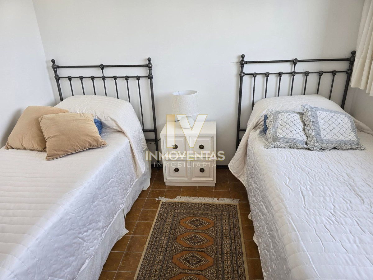 Apartamento ID.4687 - Alquiler temporal en piso alto