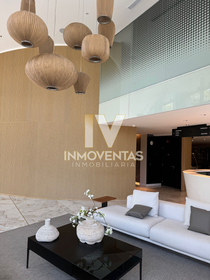 Apartamento ID.4709 - Apartamento en venta piso alto en Montevideo