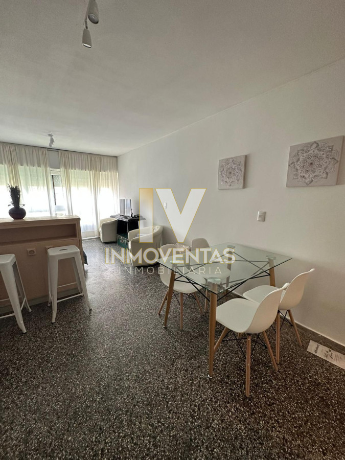 Apartamento ID.4425 - Monoambiente en Alquiler