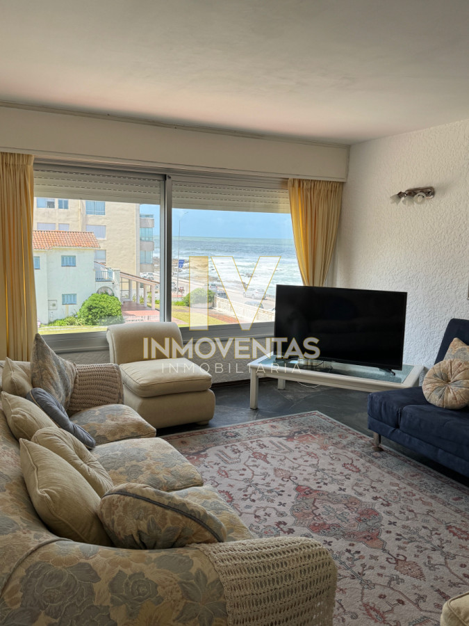 Apartamento ID.4757 - Dos dormitorios Frente al Emir