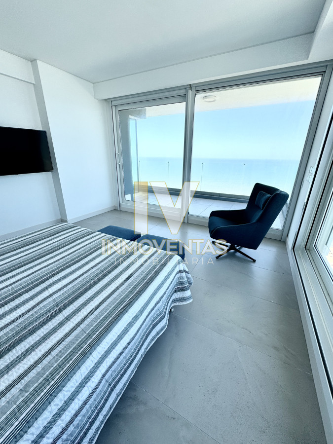 Apartamento ID.4794 - LE PARC III Penthouse Unificado