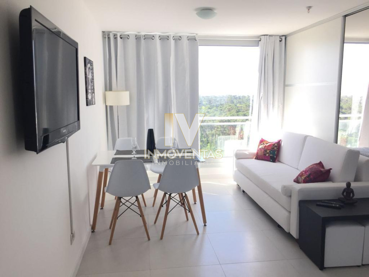 Apartamento ID.4427 - Monoambiente en venta sobre Av. Roosevelt. Torre Con Servicios! 