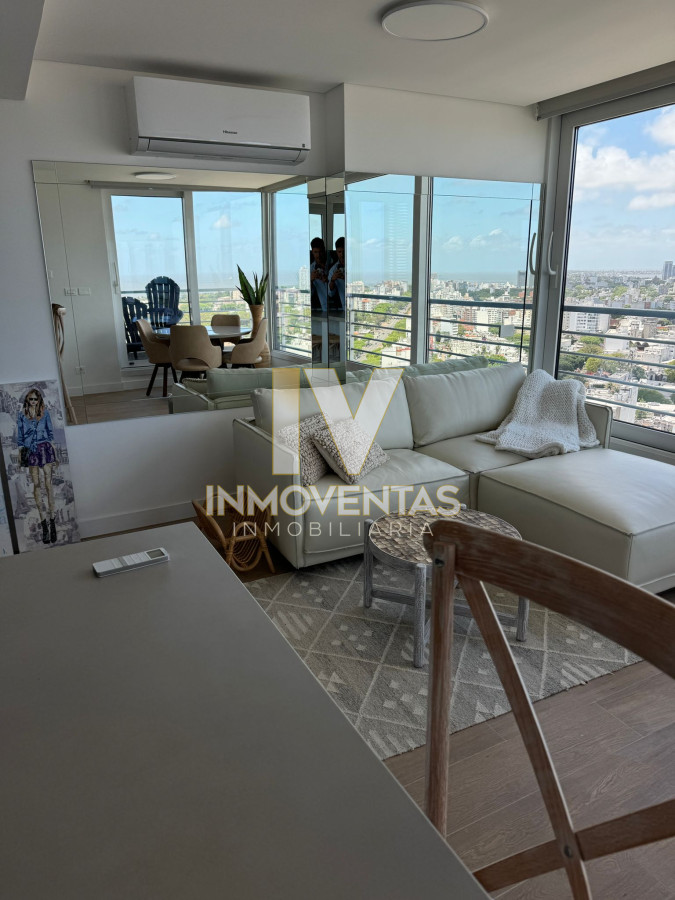 Apartamento ID.4709 - Apartamento en venta piso alto en Montevideo