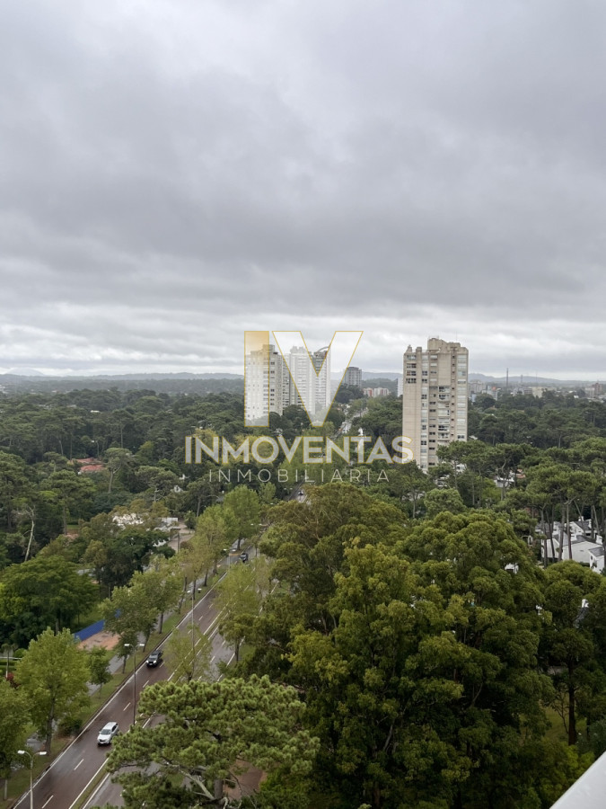 Apartamento ID.4039 - APARTAMENTO DE 3 DORMITORIOS EN VENTA SOBRE AV. ROSEVELT