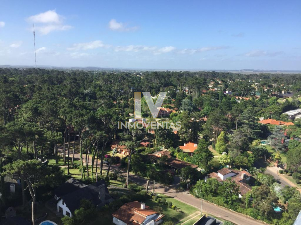 Apartamento ID.4427 - Monoambiente en venta sobre Av. Roosevelt. Torre Con Servicios! 