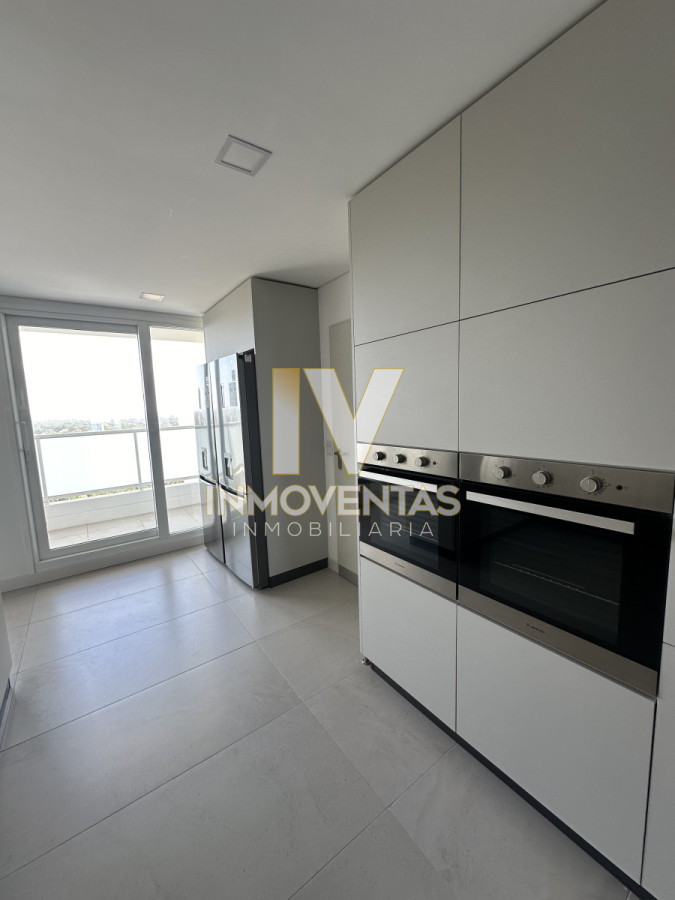 Apartamento ID.4794 - LE PARC III Penthouse Unificado