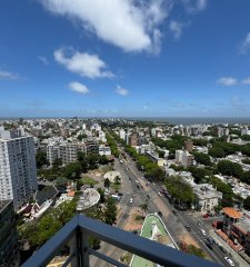 Apartamento en venta piso alto en Montevideo