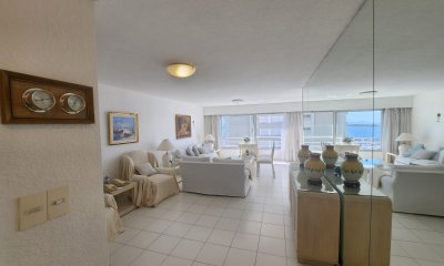 Apartamento de 3 dormitorios en península disponible en alquiler de verano!