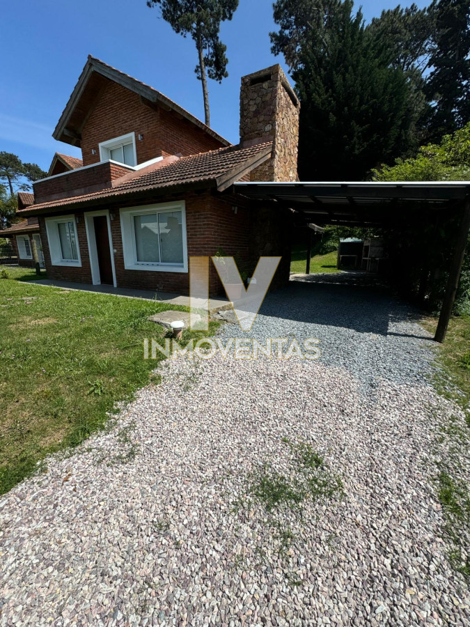 casa en alquiler anual en jardines de córdoba  - iev4589c