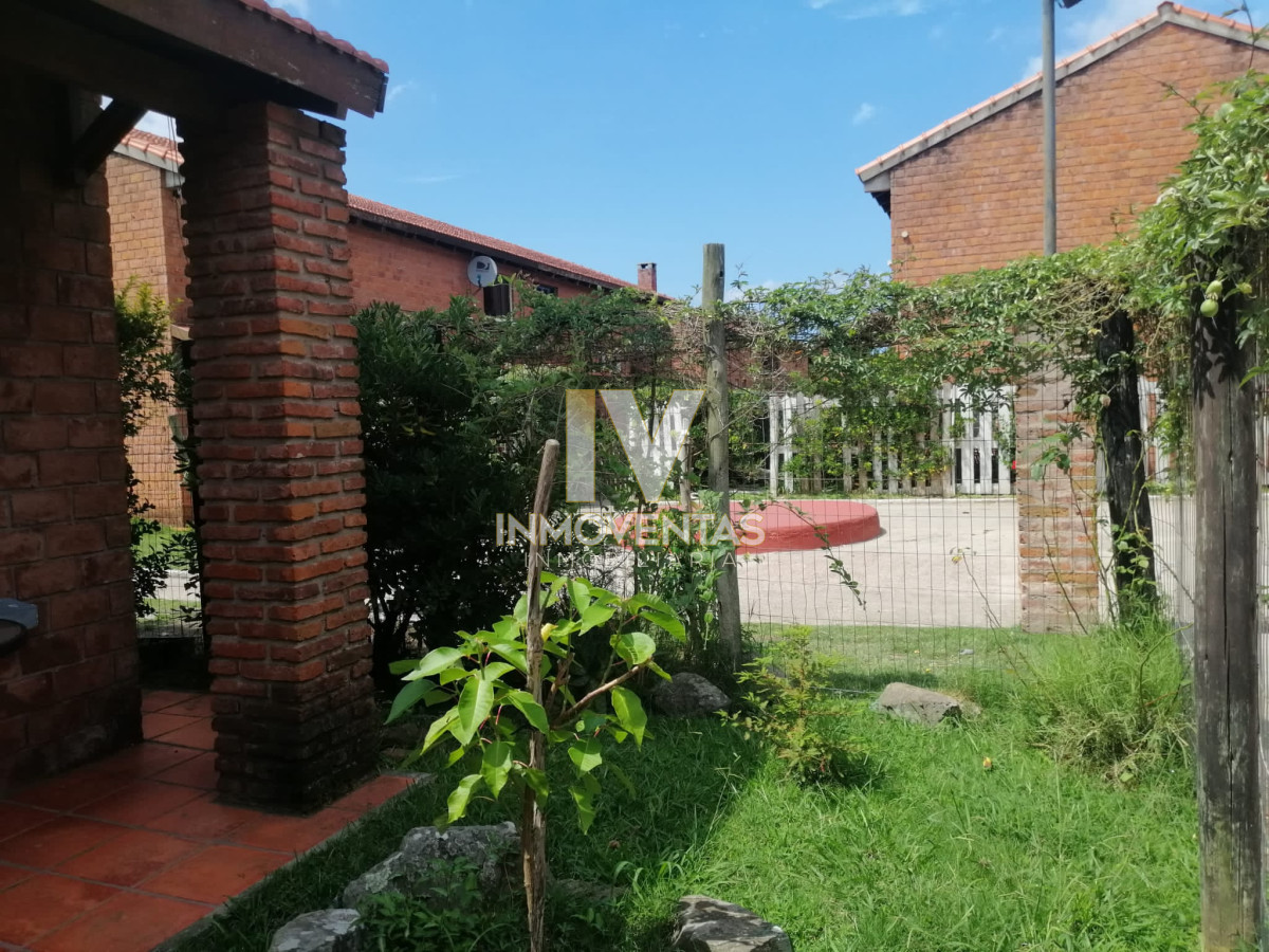 Casa ID.3090 - Traspaso y Alquiler anual casa en Cooperativa