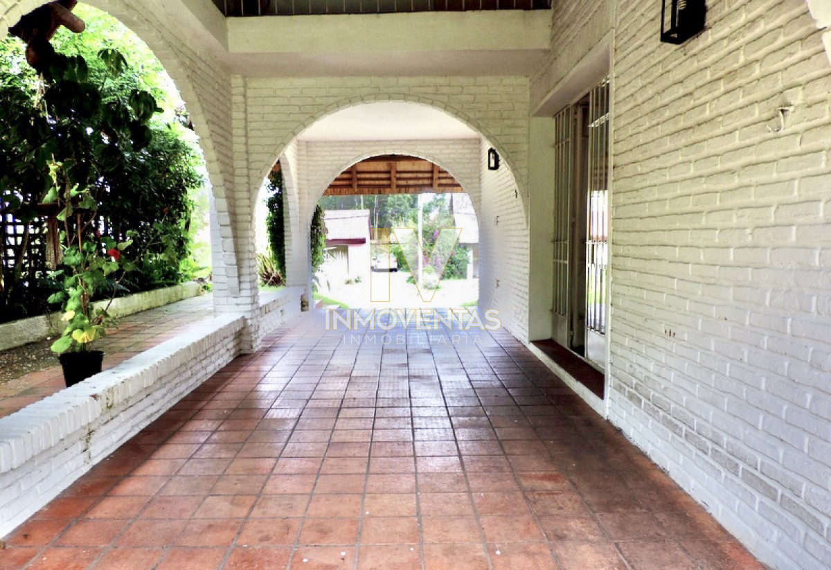 Casa ID.107 - Pinares- Venta- Hermosa propiedad