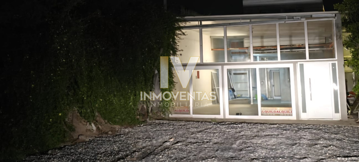 Local Comercial ID.4823 - Local Amplio en La Barra (frente a plaza con pista de skate)