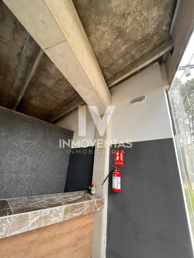Local Comercial ID.3848 - Local Comercial Disponible en gran ubicacion. Ideal para oficina o negocio