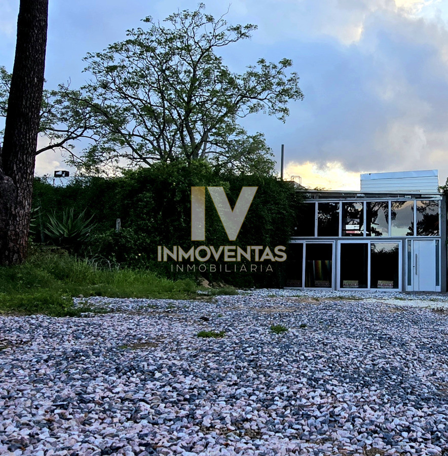 Local Comercial ID.4823 - Local Amplio en La Barra (frente a plaza con pista de skate)