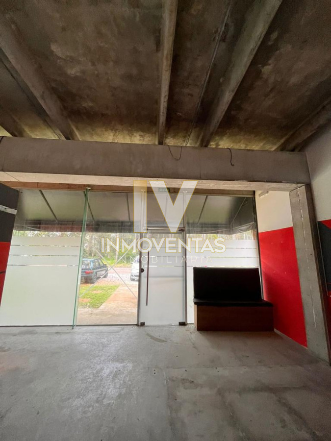 Local Comercial ID.3848 - Local Comercial Disponible en gran ubicacion. Ideal para oficina o negocio