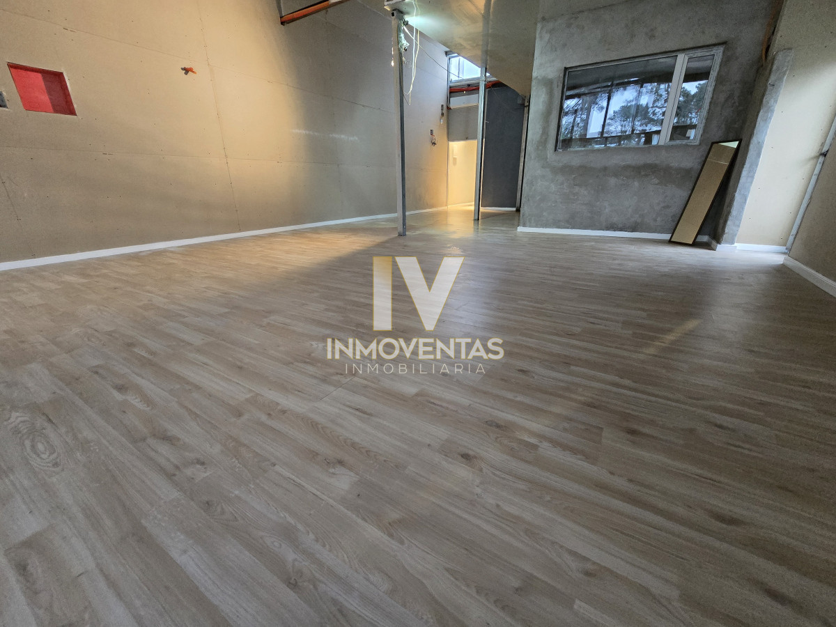 Local Comercial ID.4823 - Local Amplio en La Barra (frente a plaza con pista de skate)