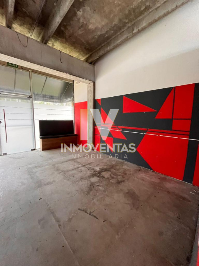 Local Comercial ID.3848 - Local Comercial Disponible en gran ubicacion. Ideal para oficina o negocio