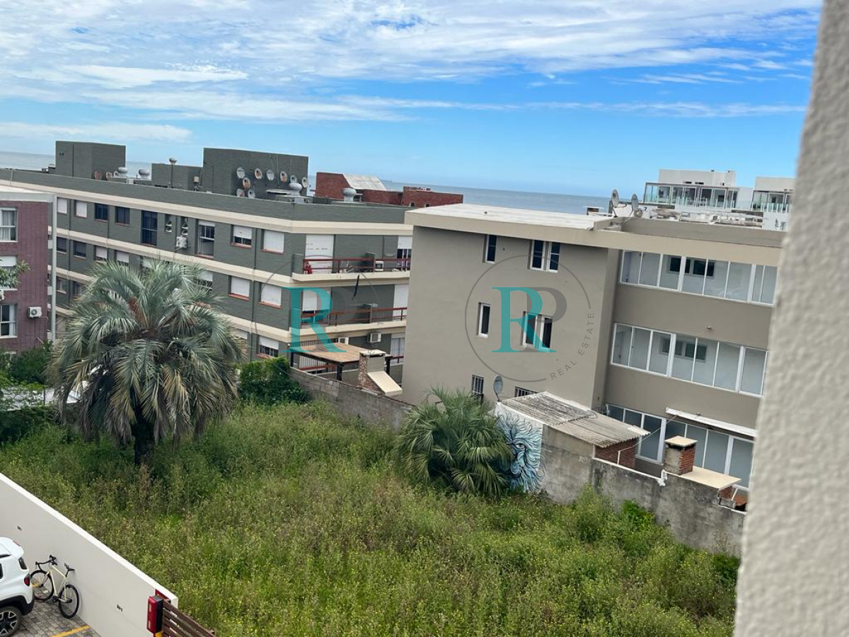 Apartamento ID.2451 - pent house duplex con parrilla propia