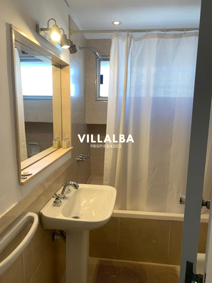 Apartamento ID.3864 - Excelente apto con generosas vistas al mar. 