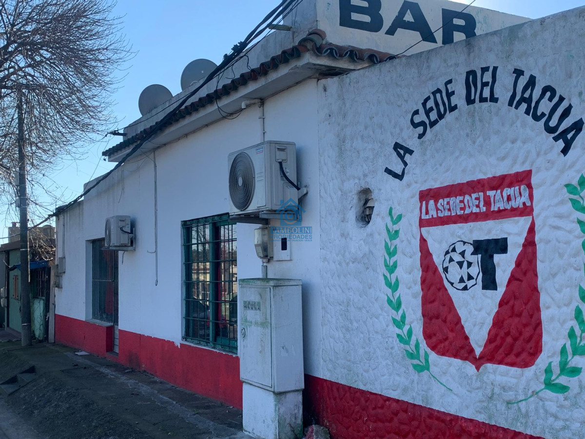 Local Comercial ID.1211 - Excente Esquina  comercial y p.h. 5  pisos 