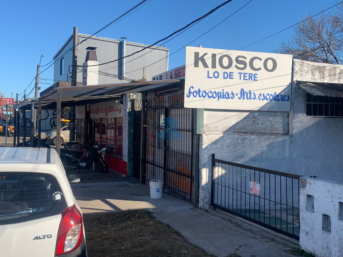 Local Comercial ID.1211 - Excente Esquina  comercial y p.h. 5  pisos 