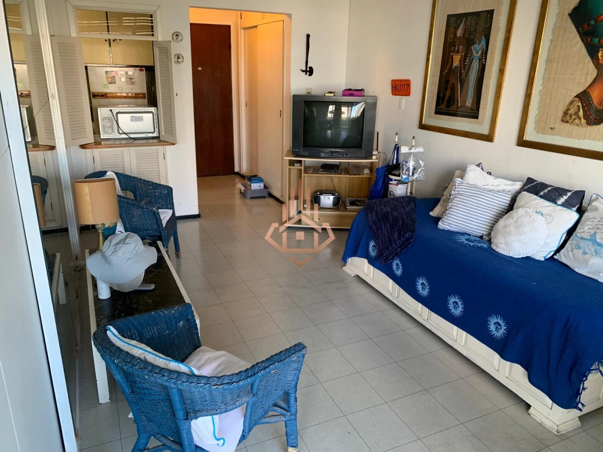 edificio en la mansa apto que mira a la brava