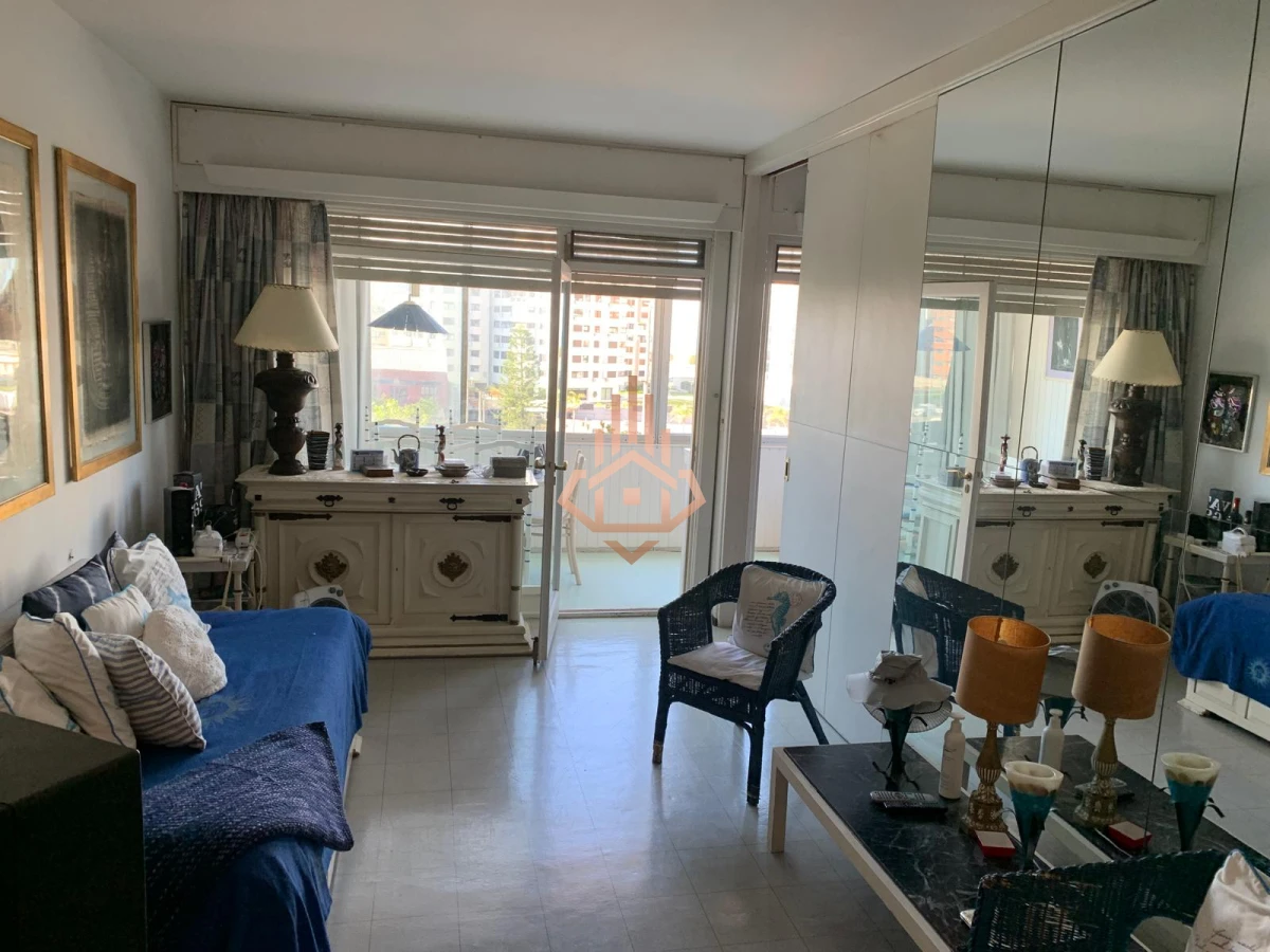 edificio en la mansa apto que mira a la brava