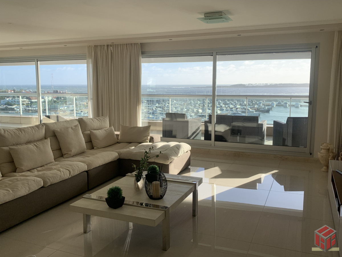 Apartamento ID.9089 - Elegancia y confort en el mar