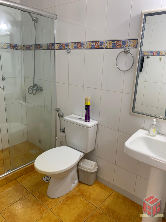Apartamento ID.8973 - centrico , soleado , con garaje, bajos gastos 
