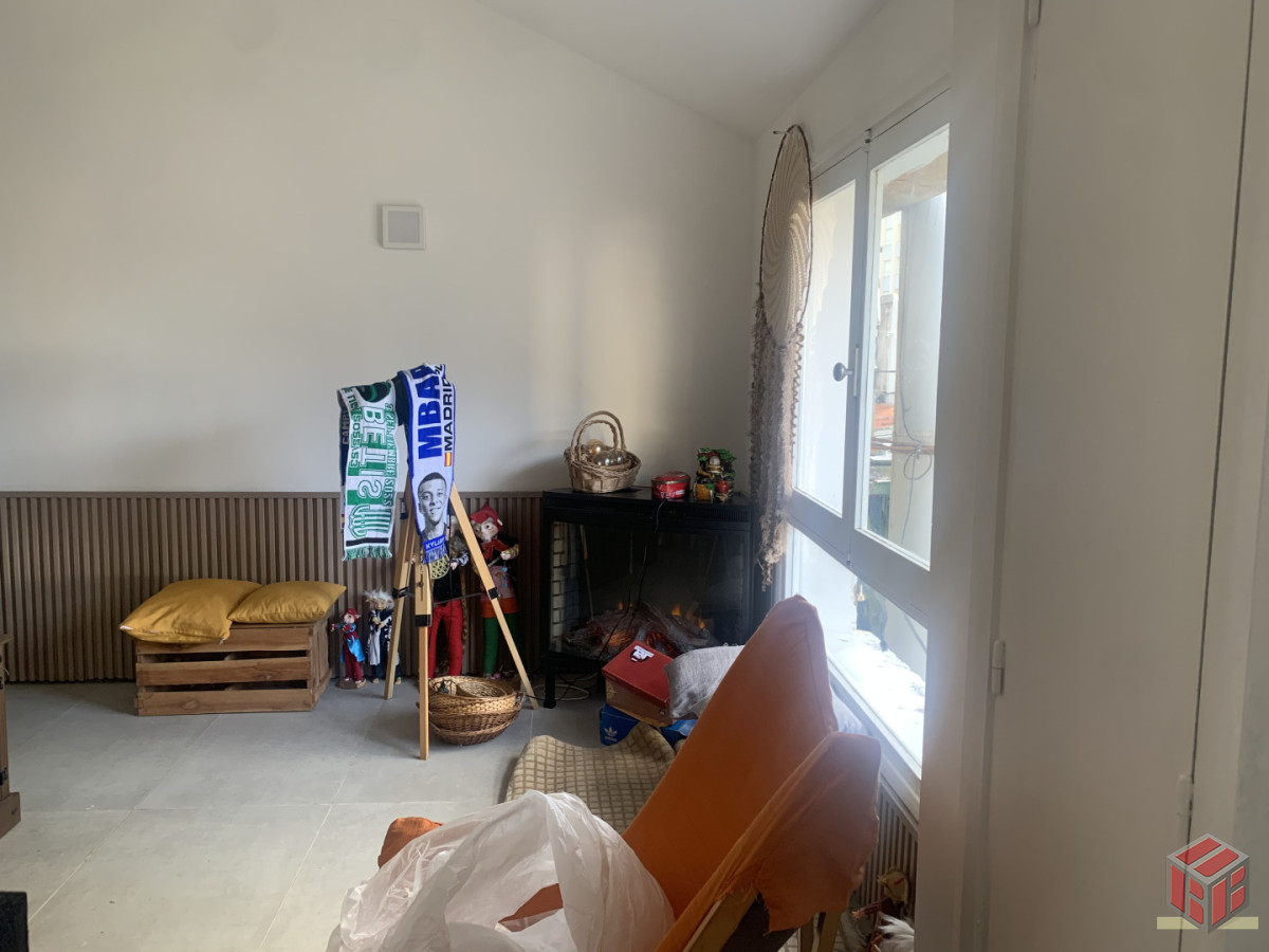Apartamento ID.9094 - Luminoso , centrico , cómodo. 