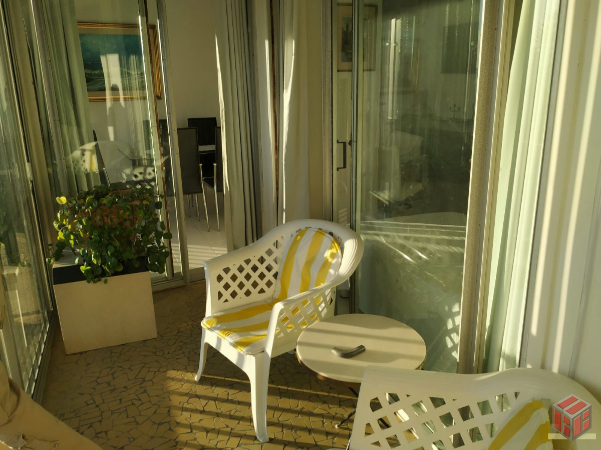 Apartamento ID.8323 - APTO  PUNTA, VISTA AL OESTE MARAVILLOSA 