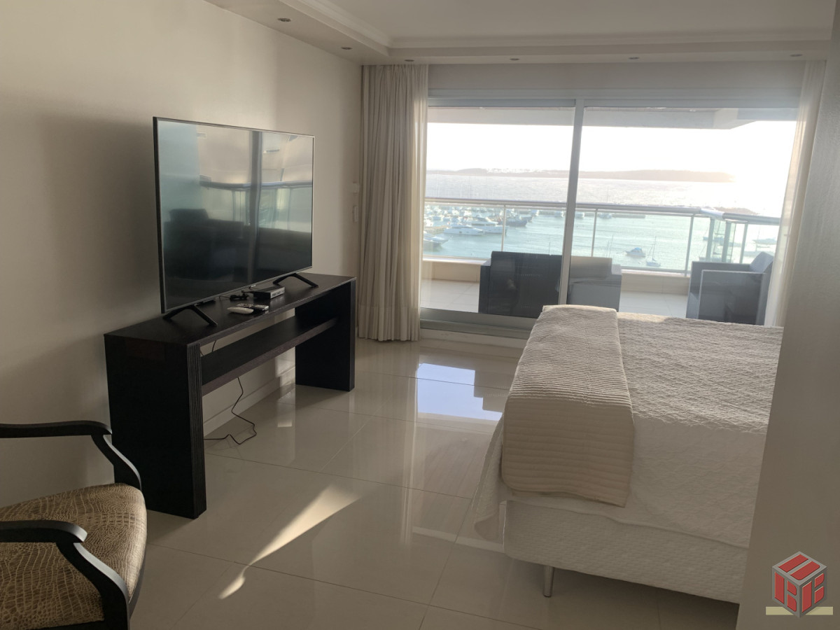 Apartamento ID.9089 - Elegancia y confort en el mar