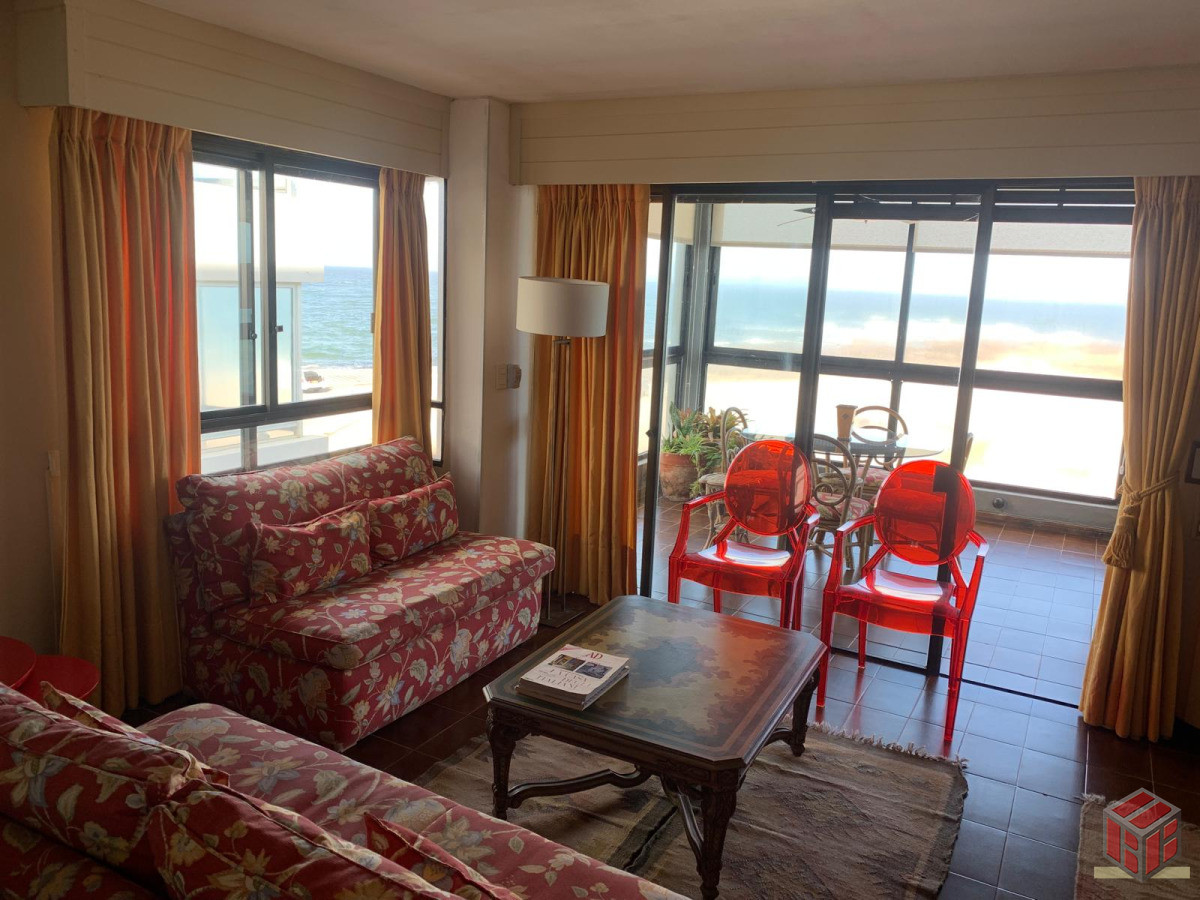 Apartamento ID.9016 - primera linea playa brava  circunvalacion 