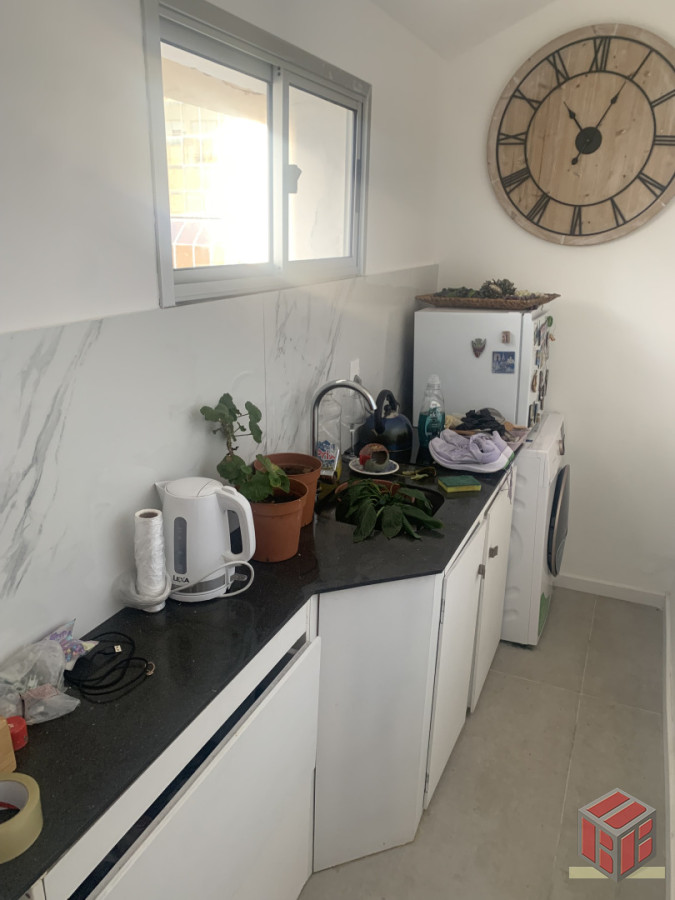 Apartamento ID.9094 - Luminoso , centrico , cómodo. 