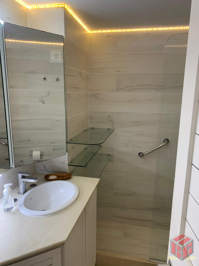 Apartamento ID.9016 - primera linea playa brava  circunvalacion 