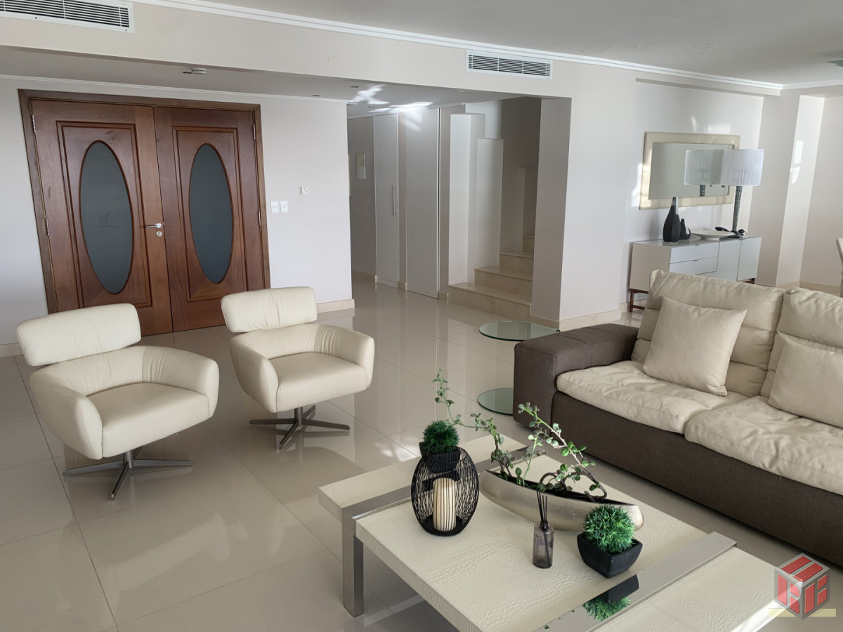 Apartamento ID.9089 - Elegancia y confort en el mar