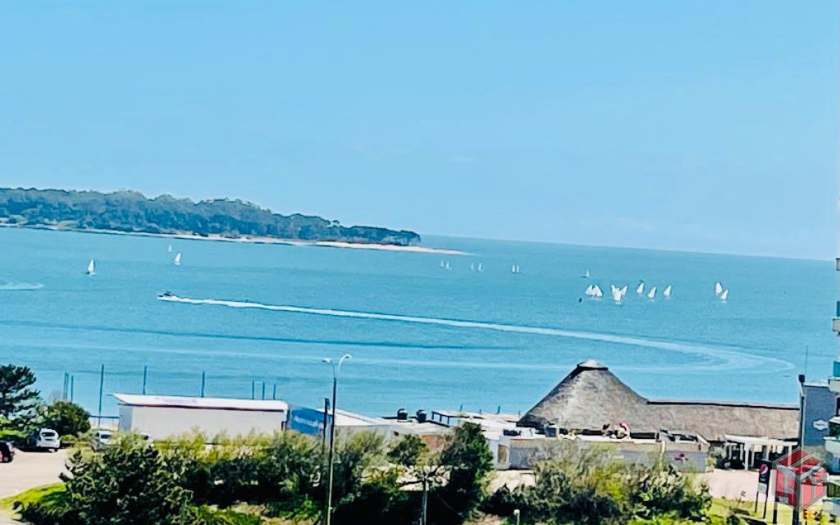 Apartamento ID.9043 - APTO ALTA GAMA FEBRERO