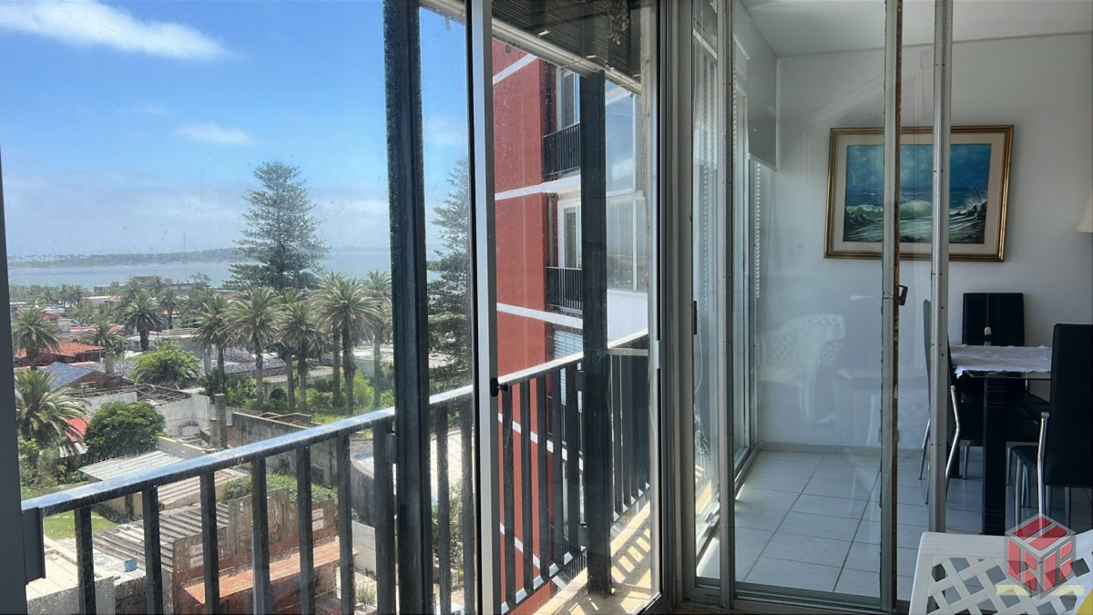 Apartamento ID.8323 - APTO  PUNTA, VISTA AL OESTE MARAVILLOSA 