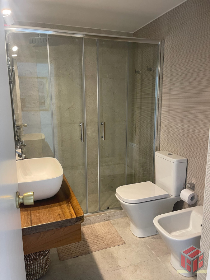 Apartamento ID.8956 - Sobre playa mansa , primeras paradas 
