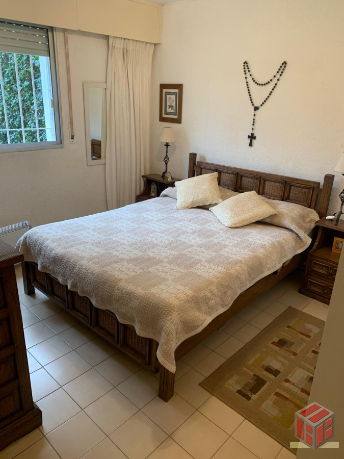 Apartamento ID.8890 - Impecable apto a metros de playa brava 