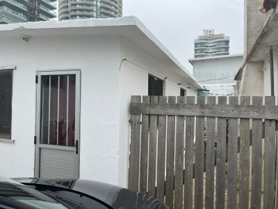  excelente ubicación ideal para local comercial - bdb8738c