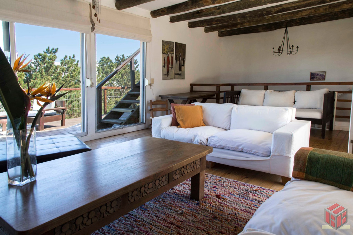 Casa ID.7266 - .Casa  con excelentes vistas , decks y mirador 