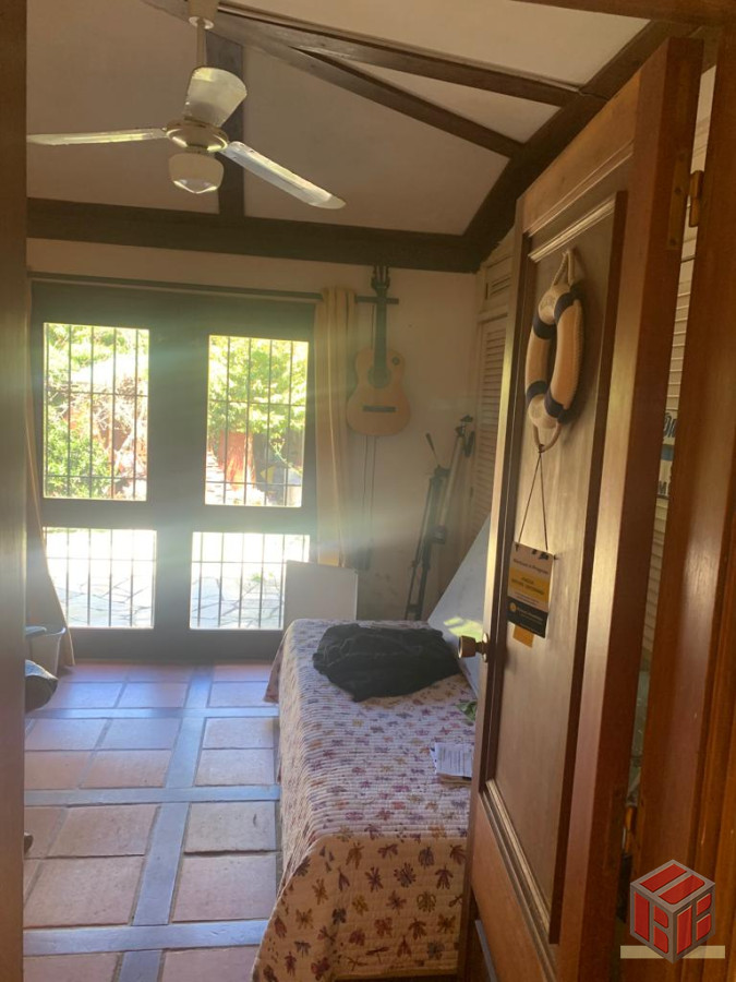 Casa ID.8710 - espectacular 